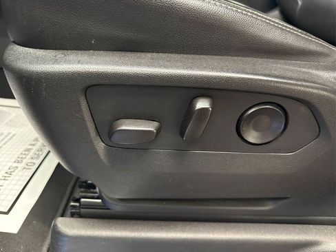 Used 2021 Chevrolet Tahoe LT image 42