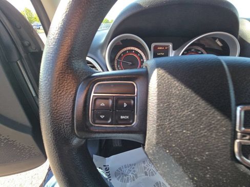 Used 2018 Dodge Journey SE w/ Blacktop Package FWD image 15