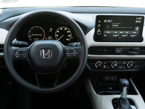 Certified 2026 Honda HR-V LX image 26