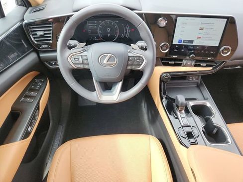 Certified 2023 Lexus NX 250 FWD w/ Towing Package (2000 Lbs) image 12