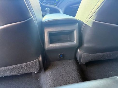 Used 2021 Toyota Camry SE image 25