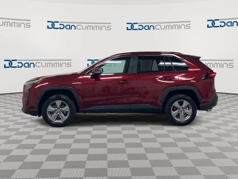 Used 2025 Toyota RAV4 XLE AWD/4WD image 5