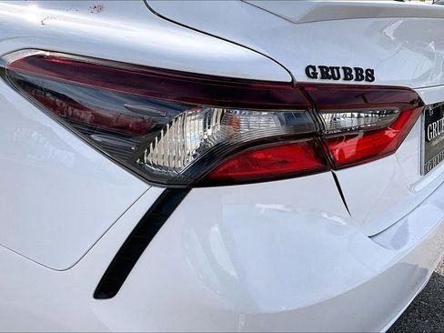 Used 2024 Toyota Camry SE image 40