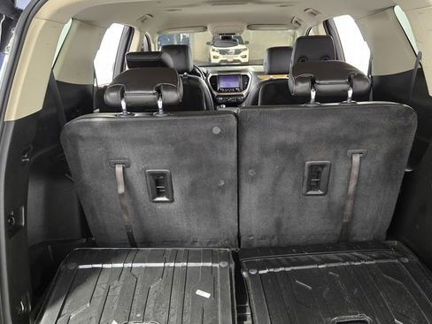 Used 2018 GMC Acadia Denali w/ LPO, Cargo Package image 27