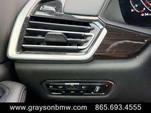 Used 2021 BMW X5 xDrive40i w/ M Sport Package AWD/4WD image 24