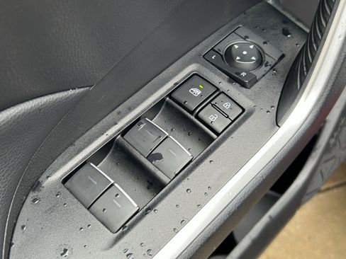 Certified 2025 Toyota RAV4 XLE AWD/4WD image 16