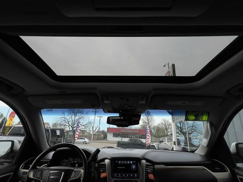 Used 2020 GMC Yukon XL Denali w/ Open Road Package image 51