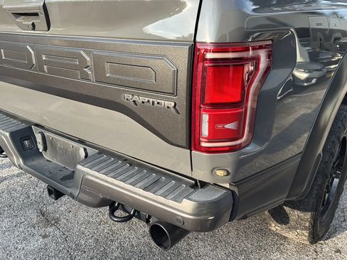 Used 2018 Ford F150 Raptor w/ Equipment Group 802A Luxury AWD/4WD image 48