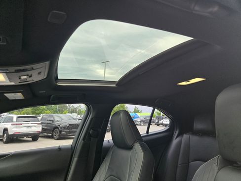 Used 2025 Lexus UX 300h FWD w/ Accessory Package (Z2) image 25