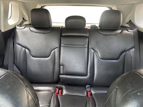 Used 2019 Jeep Compass Limited w/ Safety & Security Group AWD/4WD image 13