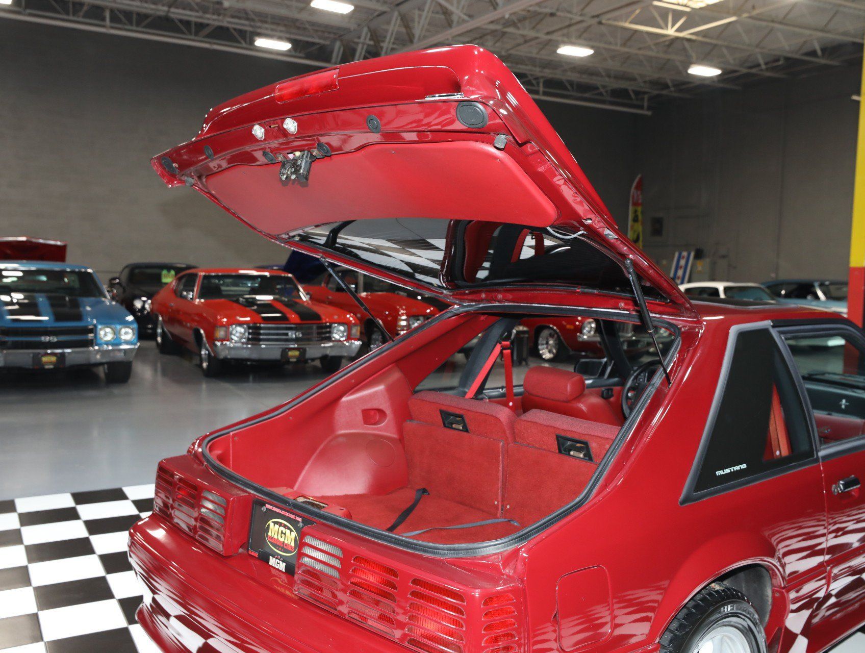 Used 1990 Ford Mustang GT RWD image 43