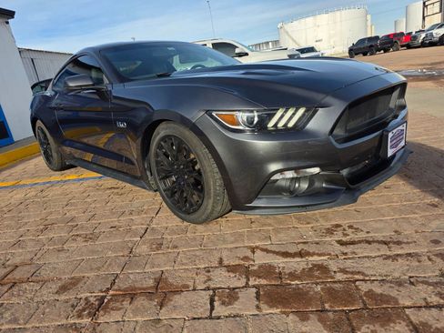 Used 2015 Ford Mustang GT Premium image 3