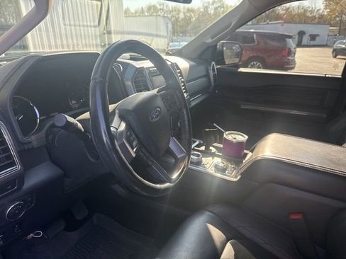 Used 2021 Ford Expedition Platinum image 42