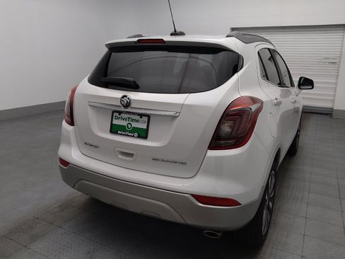 Used 2017 Buick Encore Essence FWD image 7