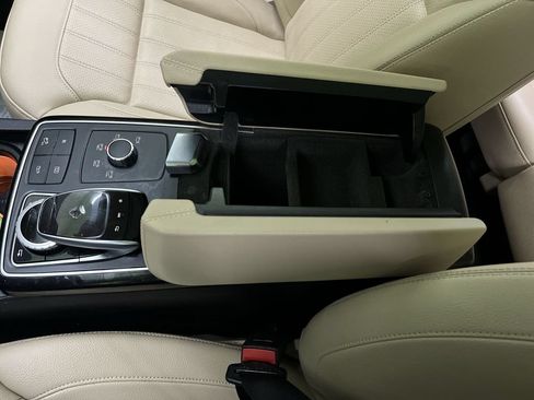 Used 2019 Mercedes-Benz GLS 450 4MATIC w/ Premium 1 Package image 26
