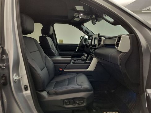 Used 2024 Toyota Tundra Platinum image 29