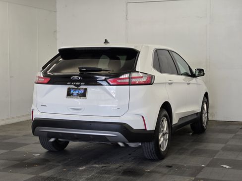Certified 2023 Ford Edge SEL AWD/4WD image 5