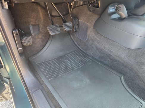 Used 1997 Chevrolet S10 Pickup LS w/ Wide Stance Suspension Pkg image 16