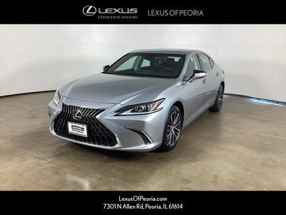 Certified 2022 Lexus ES 250 w/ Premium Package