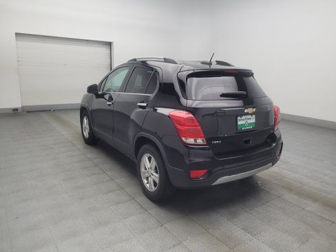 Used 2019 Chevrolet Trax LT w/ LT Convenience Package FWD image 5