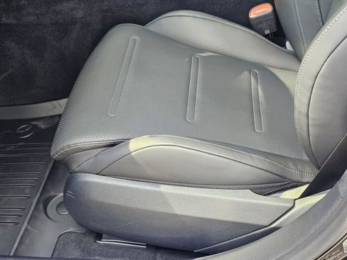 New 2026 Mercedes-Benz E 53 AMG 4MATIC Sedan image 19