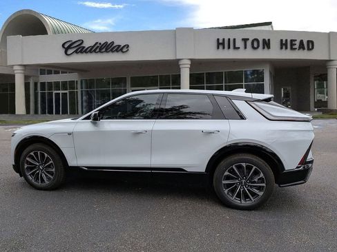 New 2026 Cadillac Lyriq Sport image 3