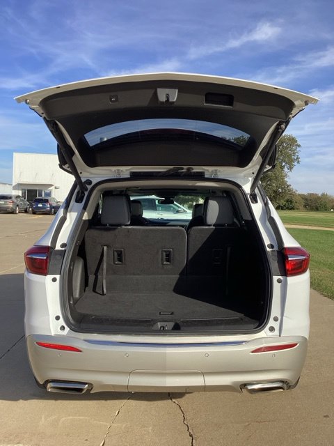 Used 2020 Buick Enclave Essence AWD/4WD image 5