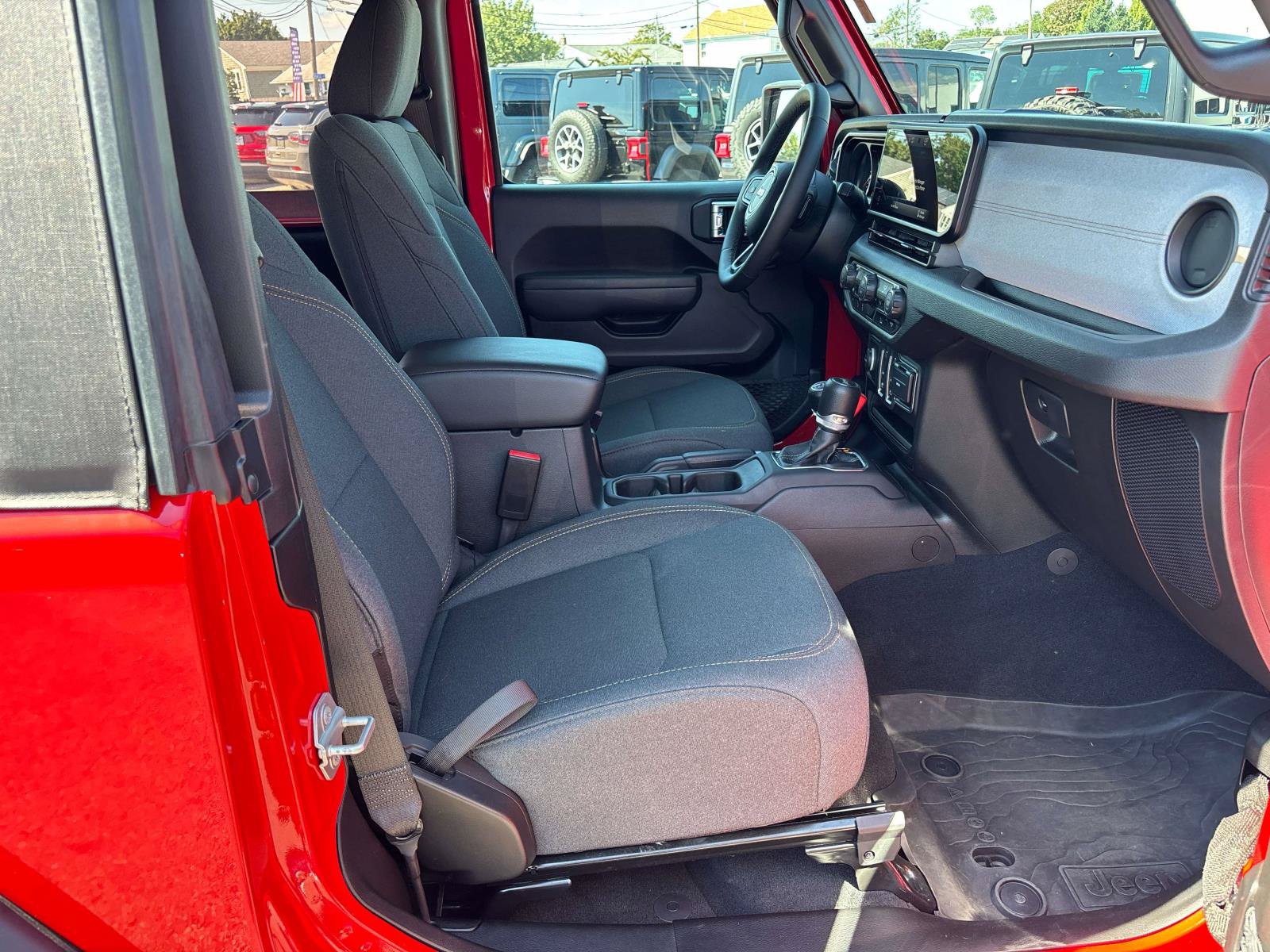 Certified 2025 Jeep Wrangler 4WD S image 14