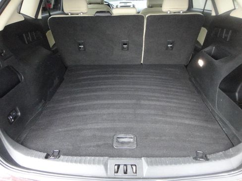 Used 2020 Ford Edge SEL image 13