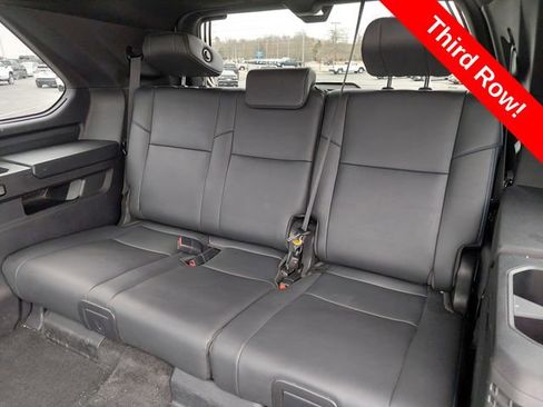 Certified 2025 Toyota Sequoia Platinum image 31