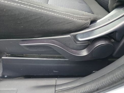 Used 2016 Mitsubishi Outlander ES image 20