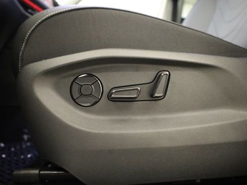 New 2026 Volkswagen Tiguan SE AWD/4WD image 11
