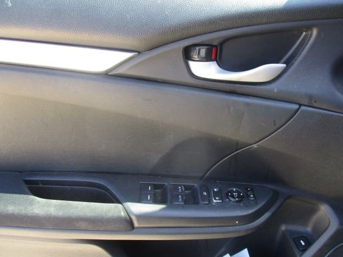 Used 2020 Honda Civic LX image 12