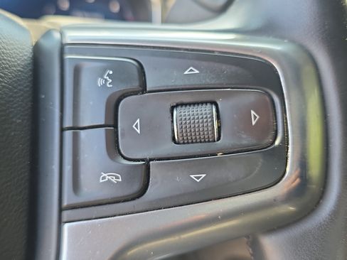 Used 2025 Chevrolet Silverado 2500 LT w/ Convenience Package image 31