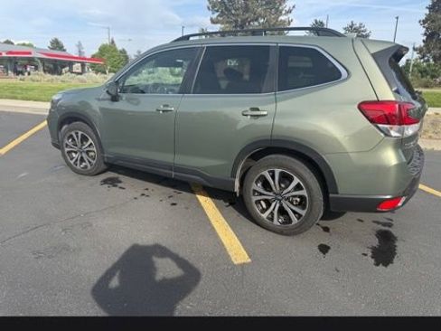 Used 2020 Subaru Forester Limited AWD/4WD image 1