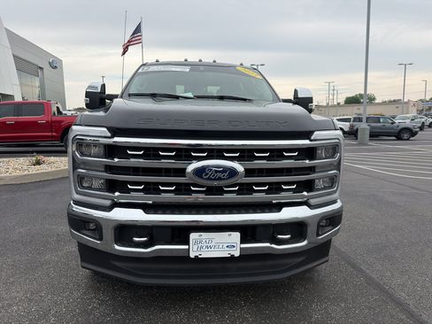Used 2023 Ford F250 Lariat w/ Chrome Package AWD/4WD image 3