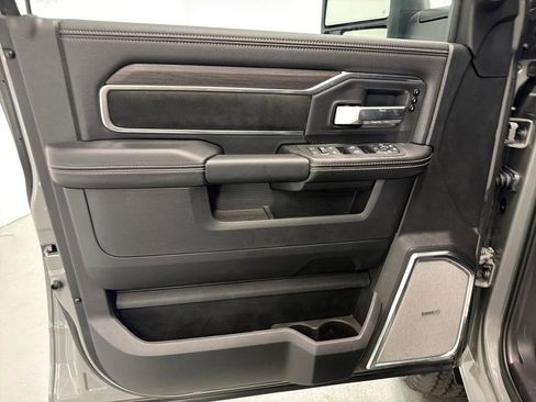 New 2026 RAM 2500 Laramie AWD/4WD image 11