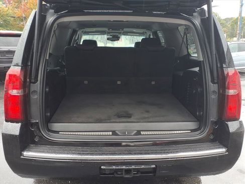 Used 2019 Chevrolet Suburban Premier image 13