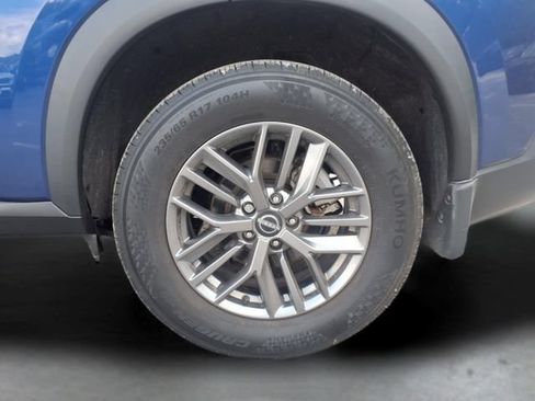 Used 2023 Nissan Rogue S AWD/4WD image 6