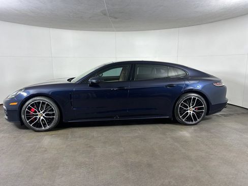 Certified 2023 Porsche Panamera 4S Executive AWD/4WD image 2