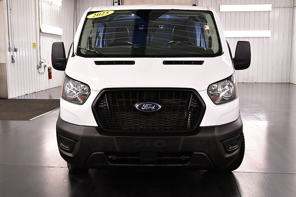 Used 2025 Ford Transit 250 Low Roof AWD image 2