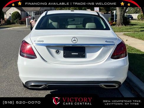 Used 2021 Mercedes-Benz C 300 4MATIC Sedan w/ Premium Package image 5