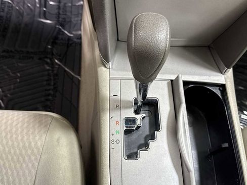 Used 2011 Toyota Camry LE image 20