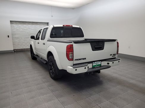 Used 2020 Nissan Frontier SV w/ Midnight Edition Floor Mats AWD/4WD image 5