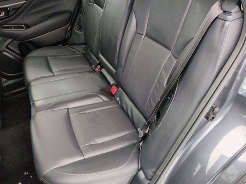 Used 2022 Subaru Outback Limited image 21