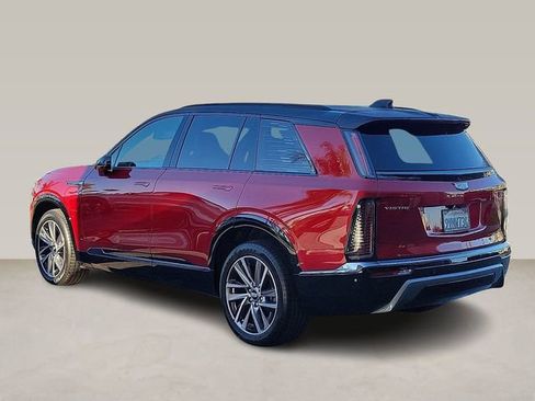 Used 2026 Cadillac Vistiq Sport image 5