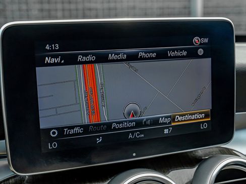 Used 2018 Mercedes-Benz C 300 Sedan w/ Multimedia Package image 26