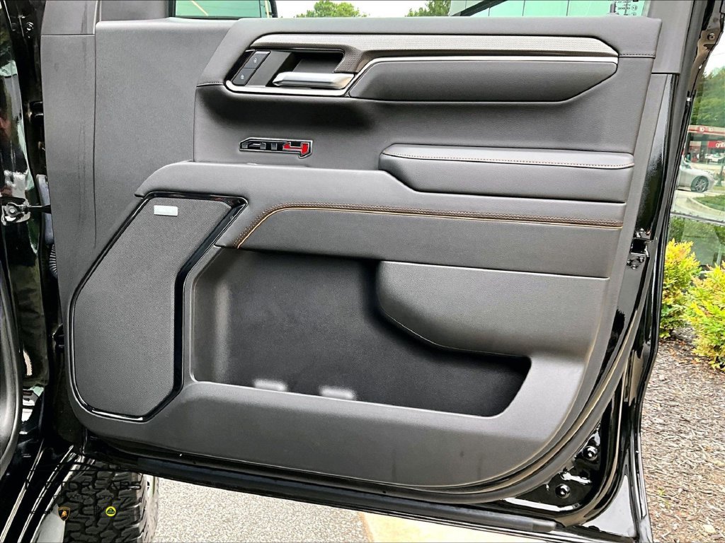Used 2023 GMC Sierra 1500 AT4 w/ AT4 Premium Package AWD/4WD image 18