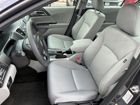 Used 2015 Honda Accord LX image 18