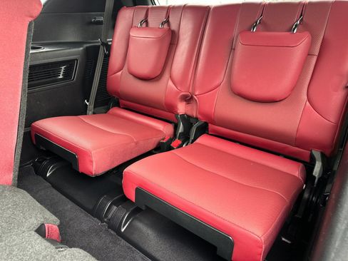 Used 2022 Lexus GX 460 Premium w/ Premium Package AWD/4WD image 17